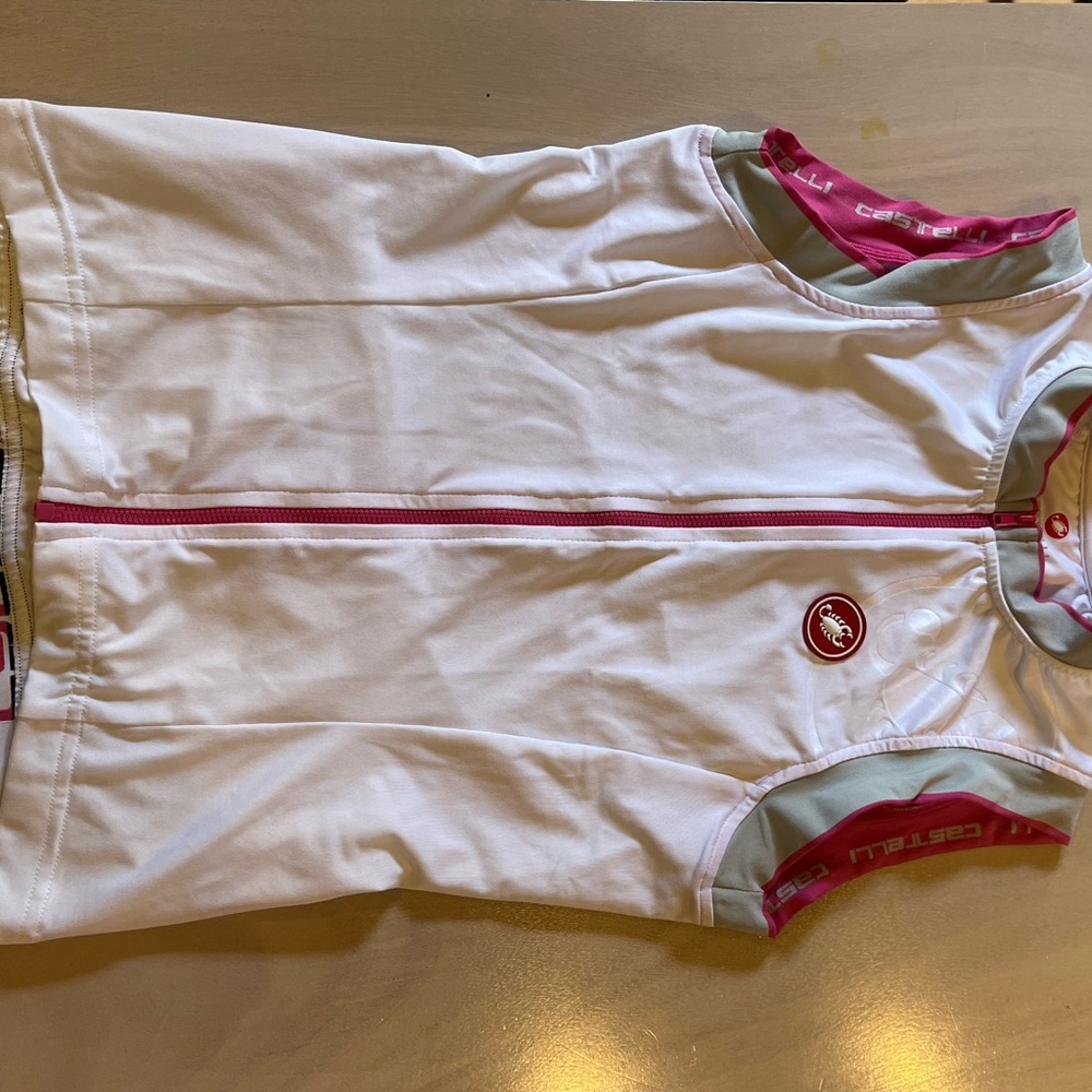 Woman Italian vest for cycling